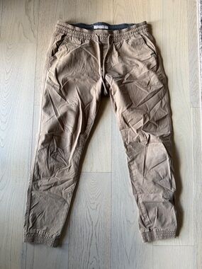 Men's Casual Elastic-Waist Joggers in Light Brown
